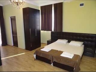 Отель Hotel Sea Гагра Просторный двухместный номер с 2 отдельными кроватями-30
